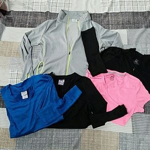 Bundle of 5 workout tops